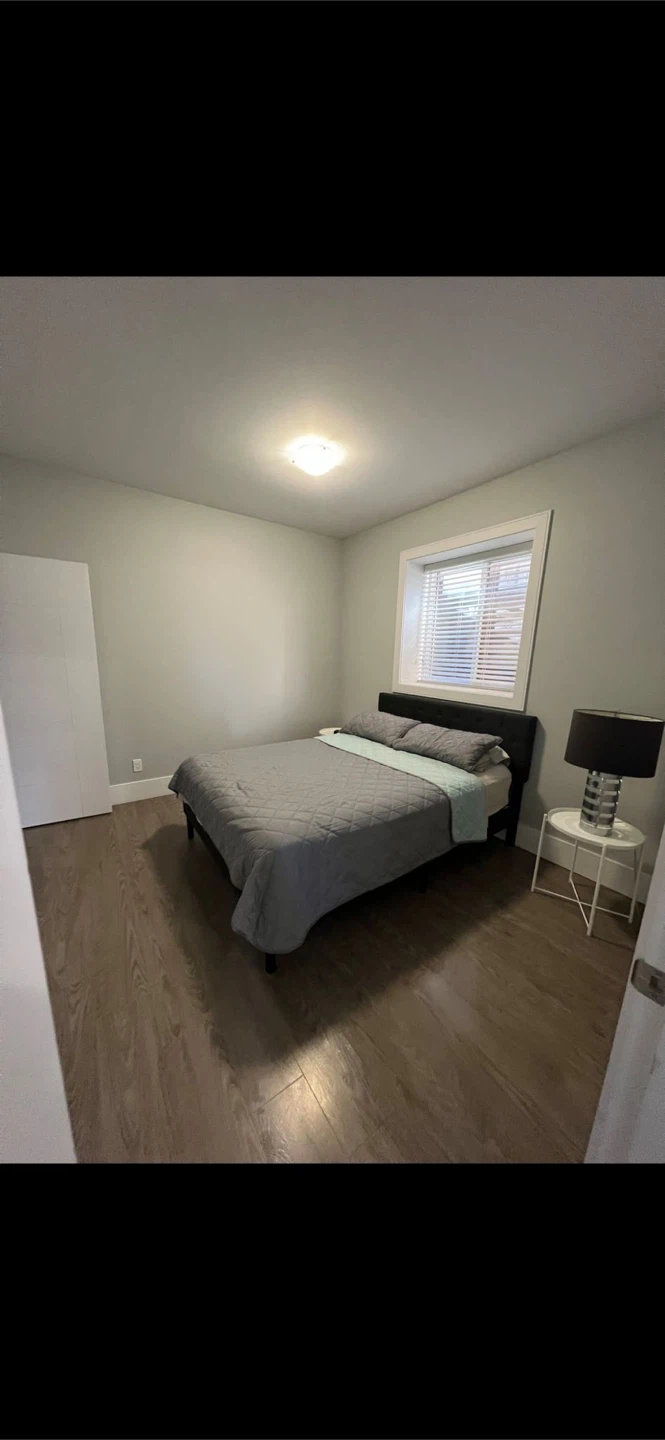 Bright 1 Bedroom Basement Suite – Available July 15 - photo 3
