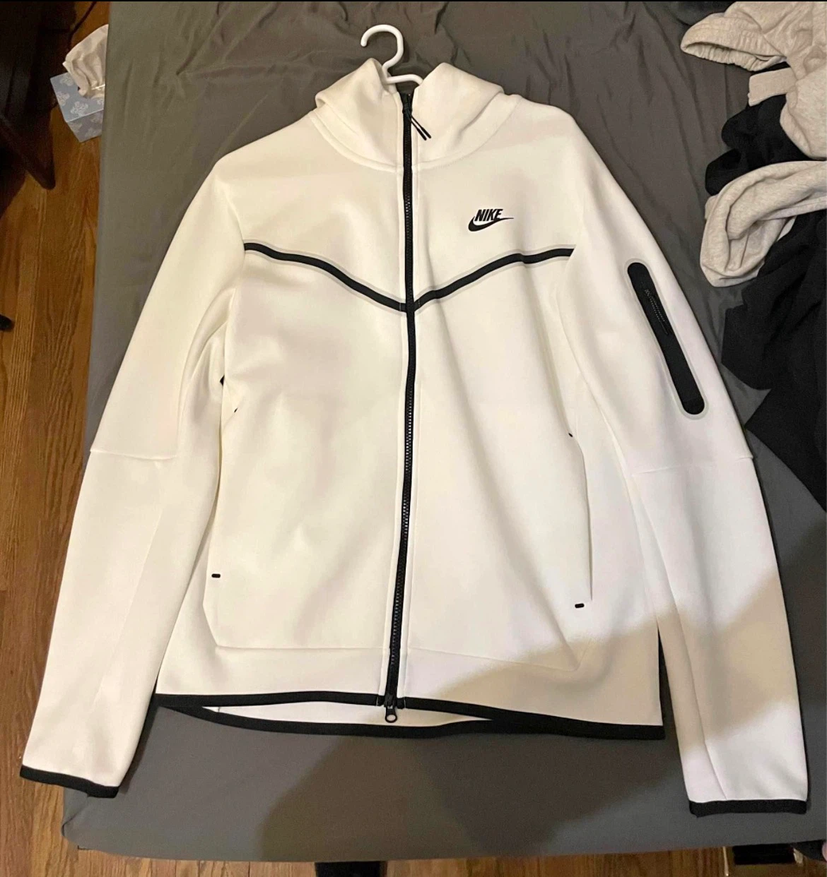 Cream White Nike Tech Fleece