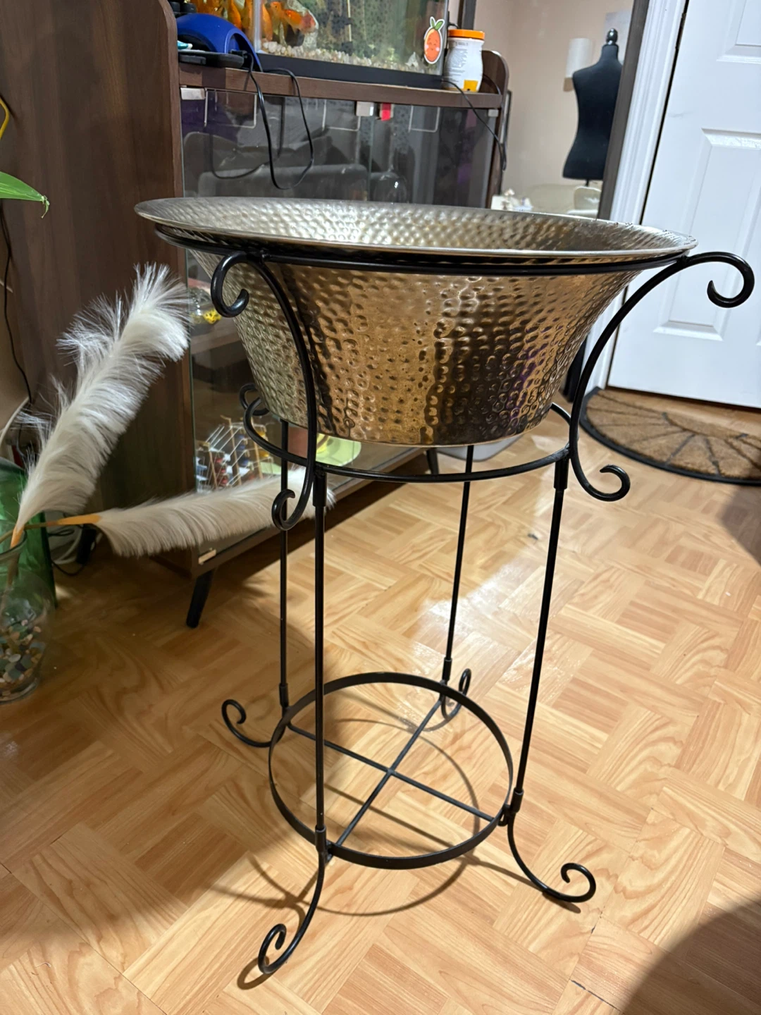 Vintage Ice Bucket / Drink Tub with Tall Iron Pedestal Stand - photo 4