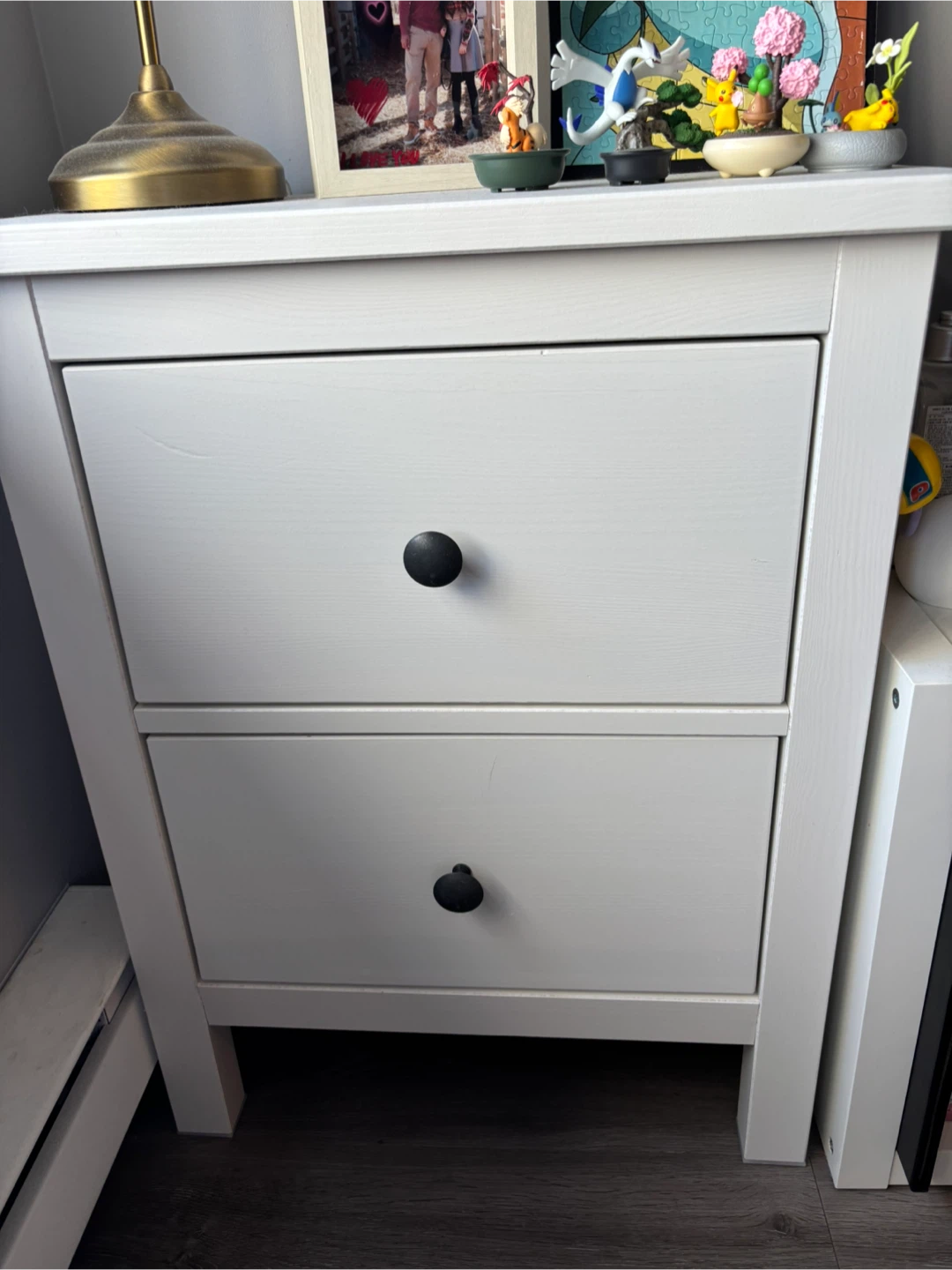 White 2-Drawer Nightstand