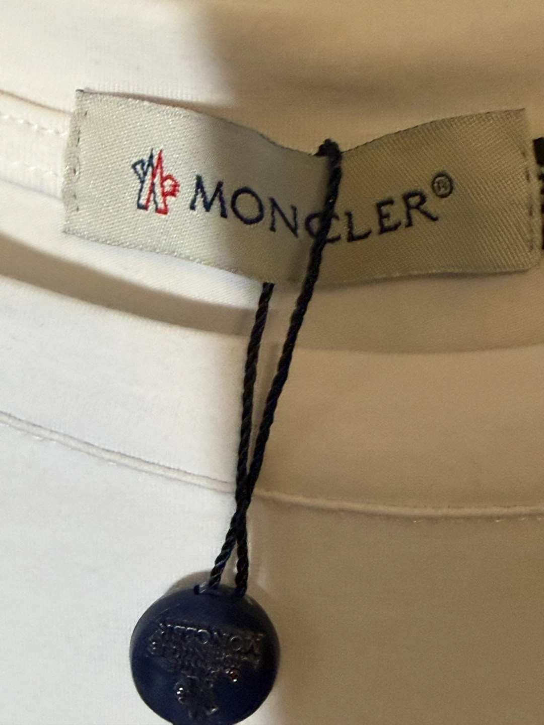 Moncler White T-Shirt with Geometric Bear Graphic - photo 4