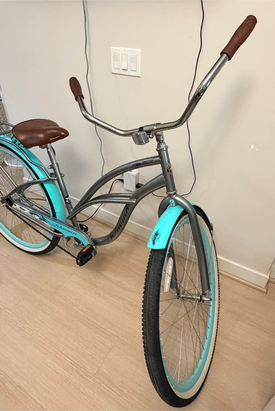 Schwinn Delmar 29” Cruiser Bike - photo 2