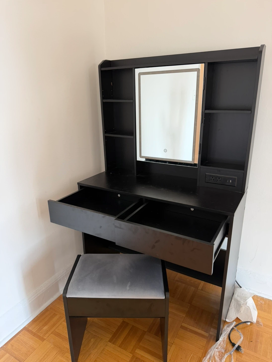 Wayfair Makeup Vanity - photo 3