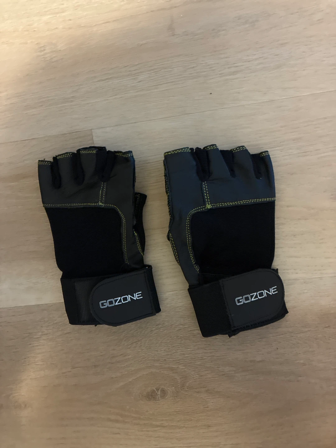 GOZONE Blue Boxing Gloves and Black Fingerless Gloves - photo 3