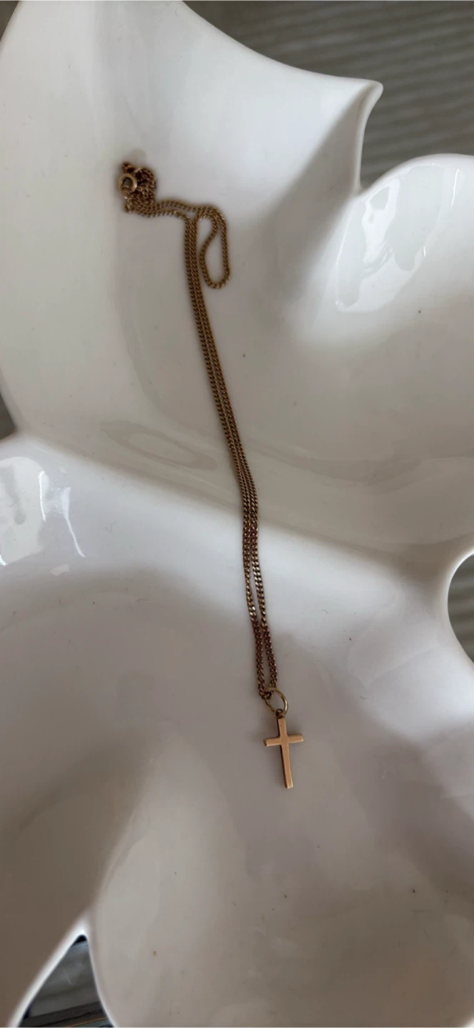 Gold 10K Cross Necklace - photo 5