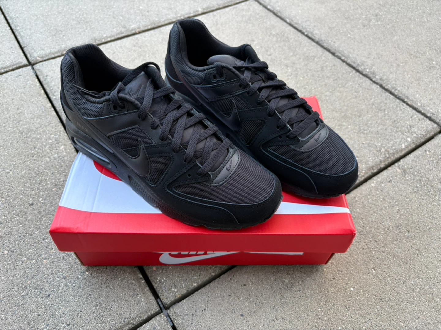 BNIB Nike Men's Air Max Command Shoe Running