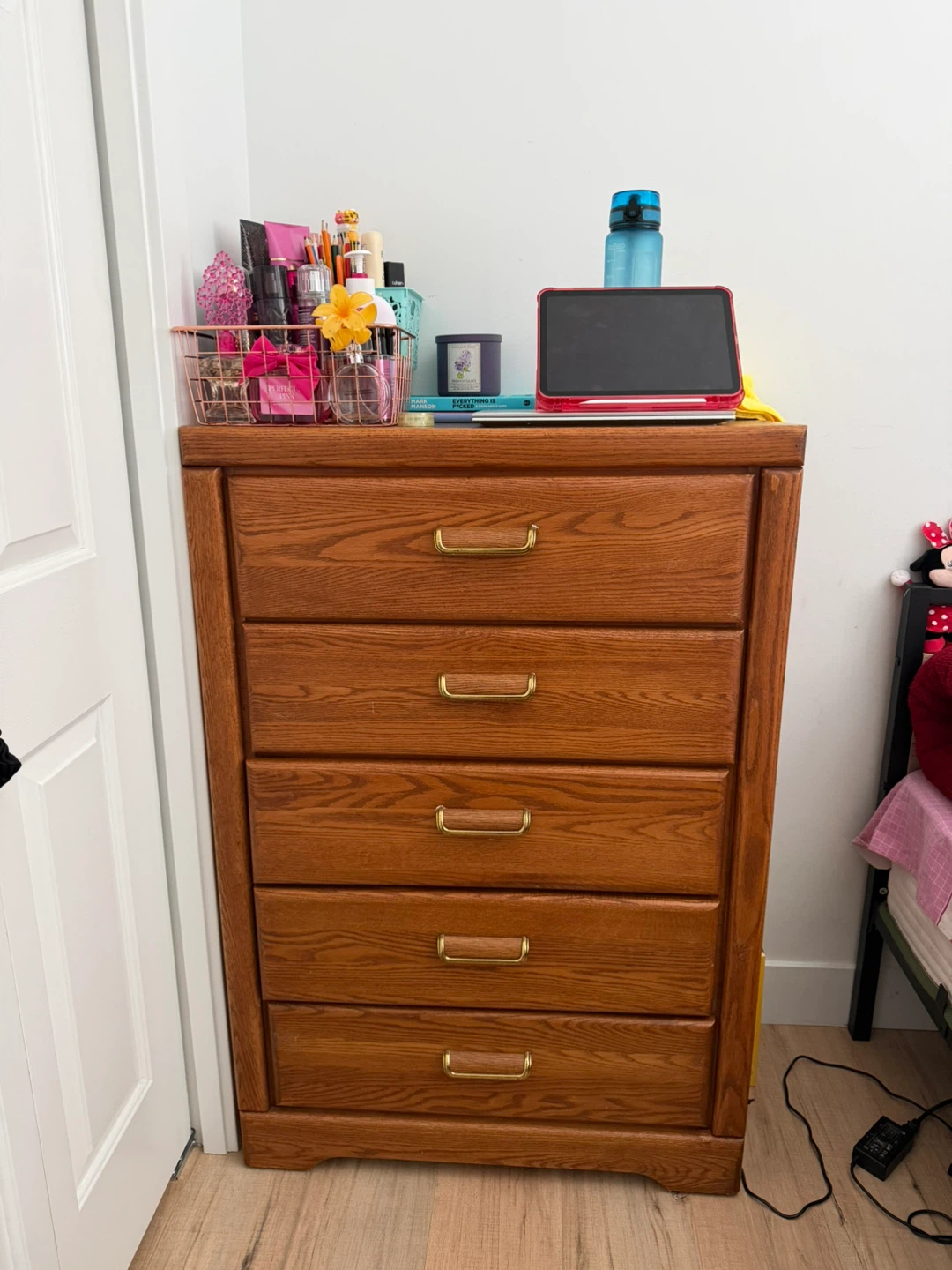 Wooden 5-Drawer Dresser