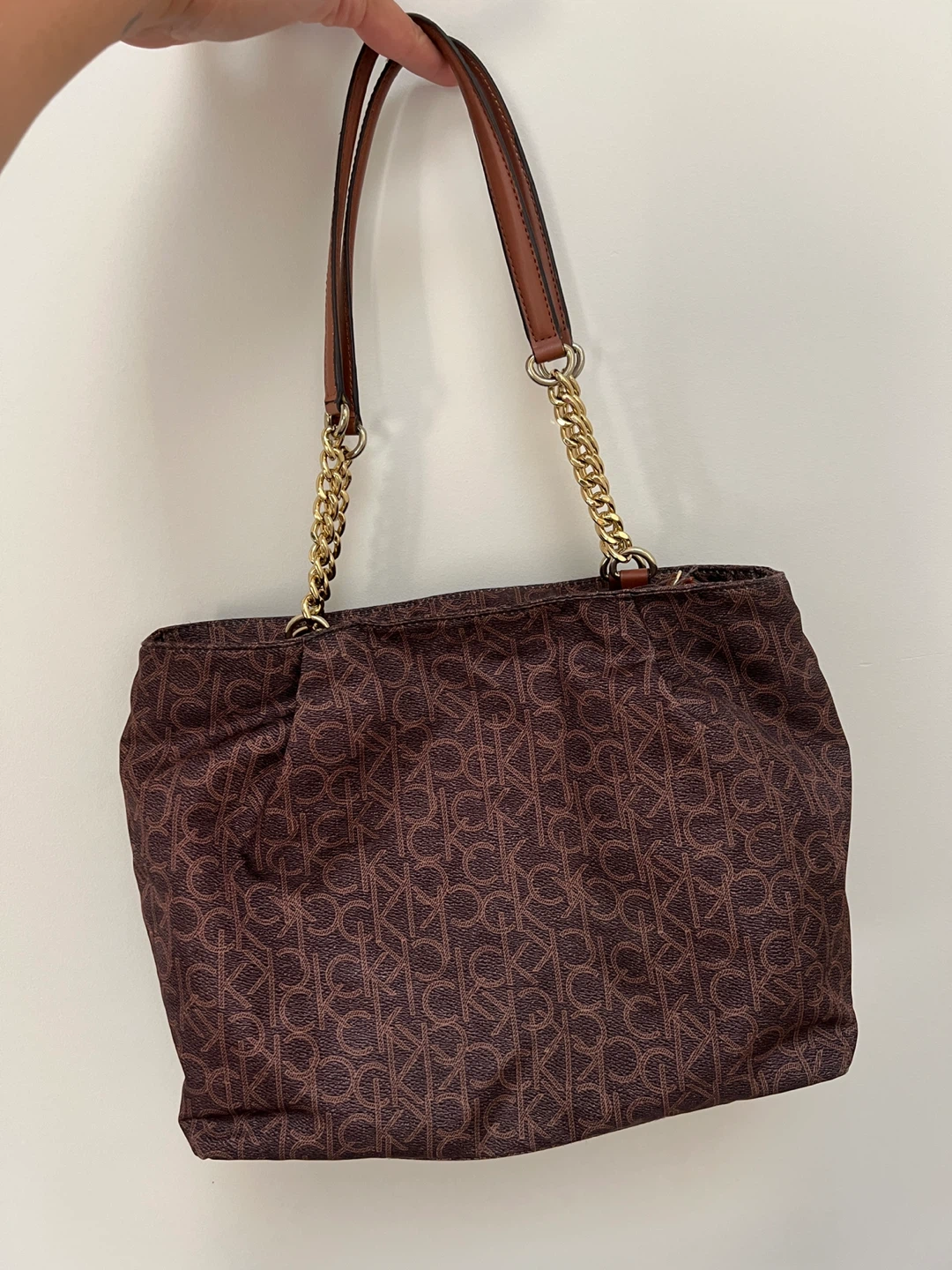 Calvin Klein Monogram Shoulder Bag - photo 4