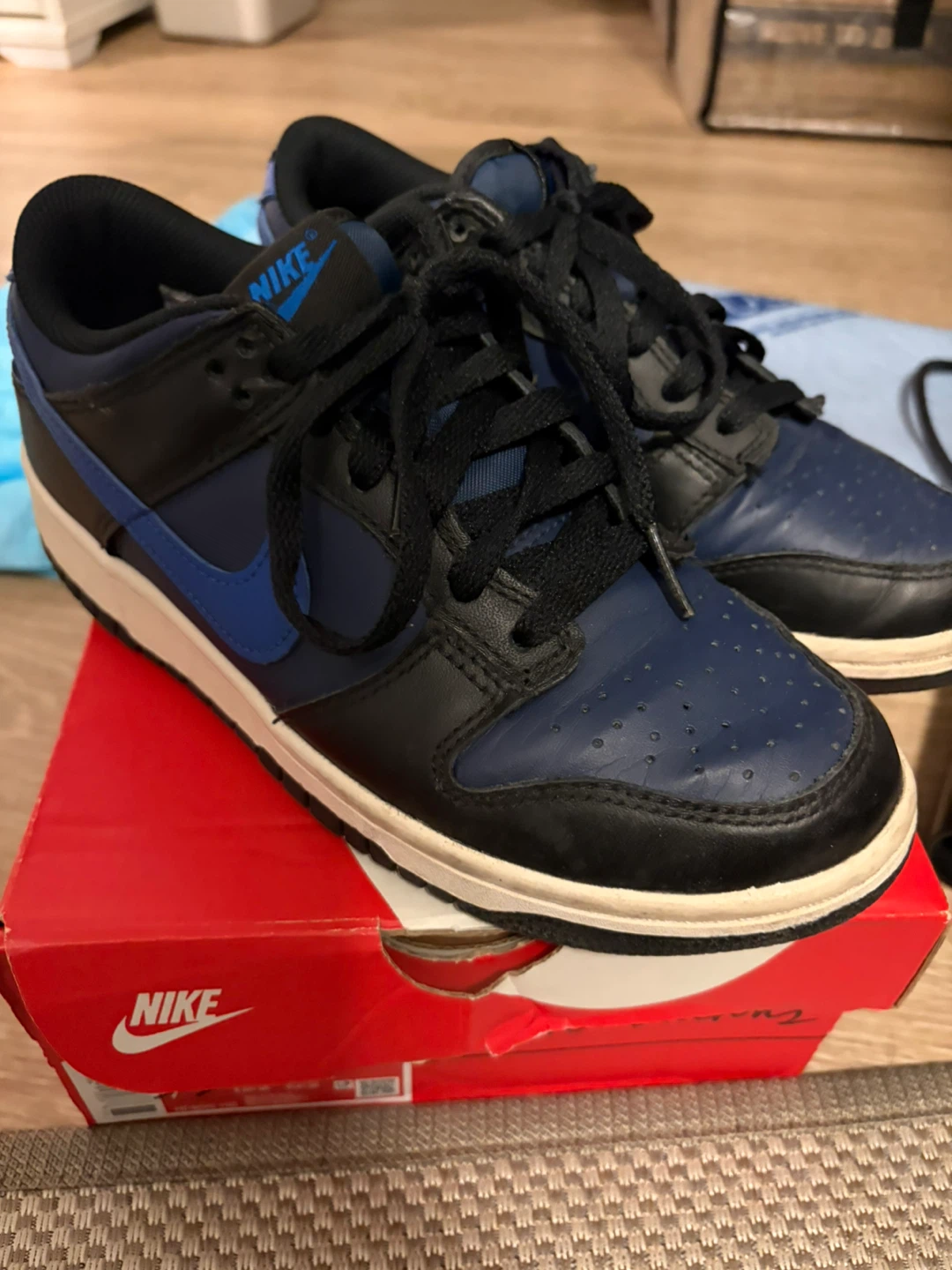 7.5-8W Nike Dunk Low "Panda" Sneakers
