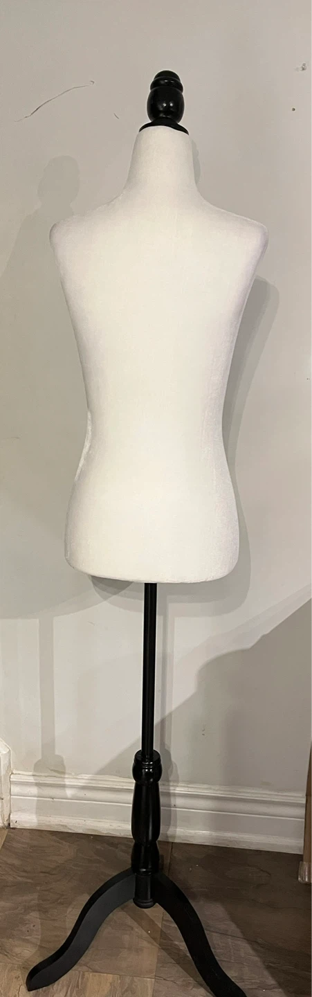 Female Torso Mannequin - photo 2