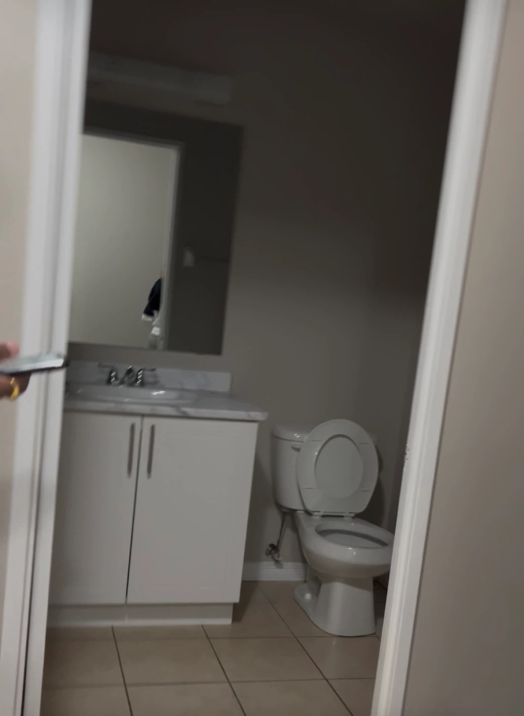 1 bed room unit for rent - photo 5