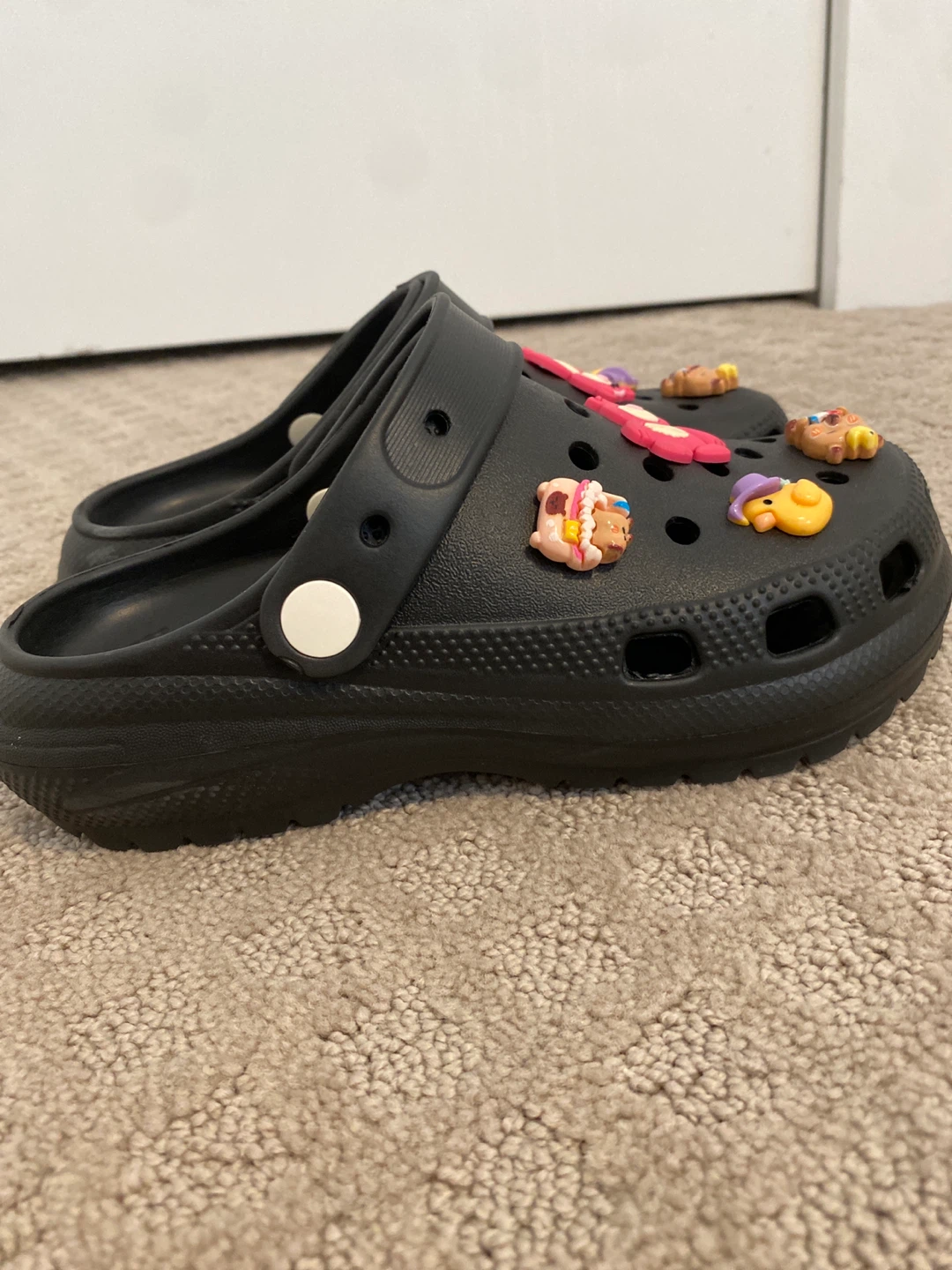 Croc-Style Foam Clogs – Good Condition – Size 6 - photo 3