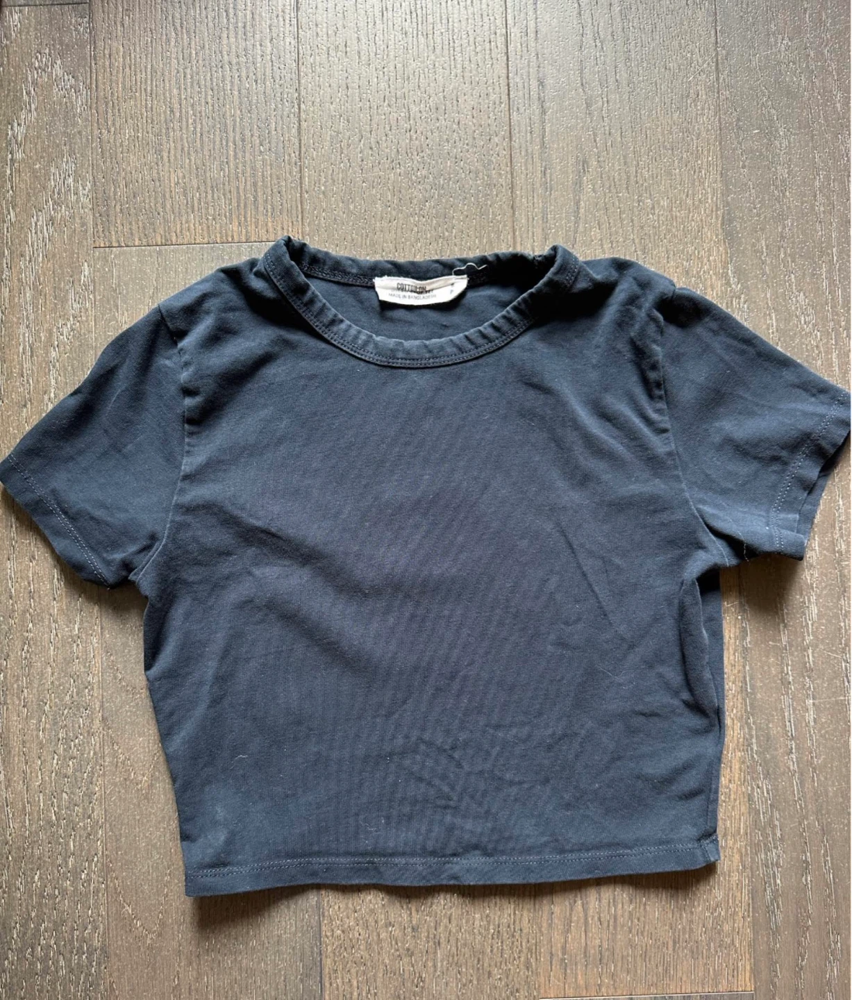 Cotton On Cropped T-Shirt