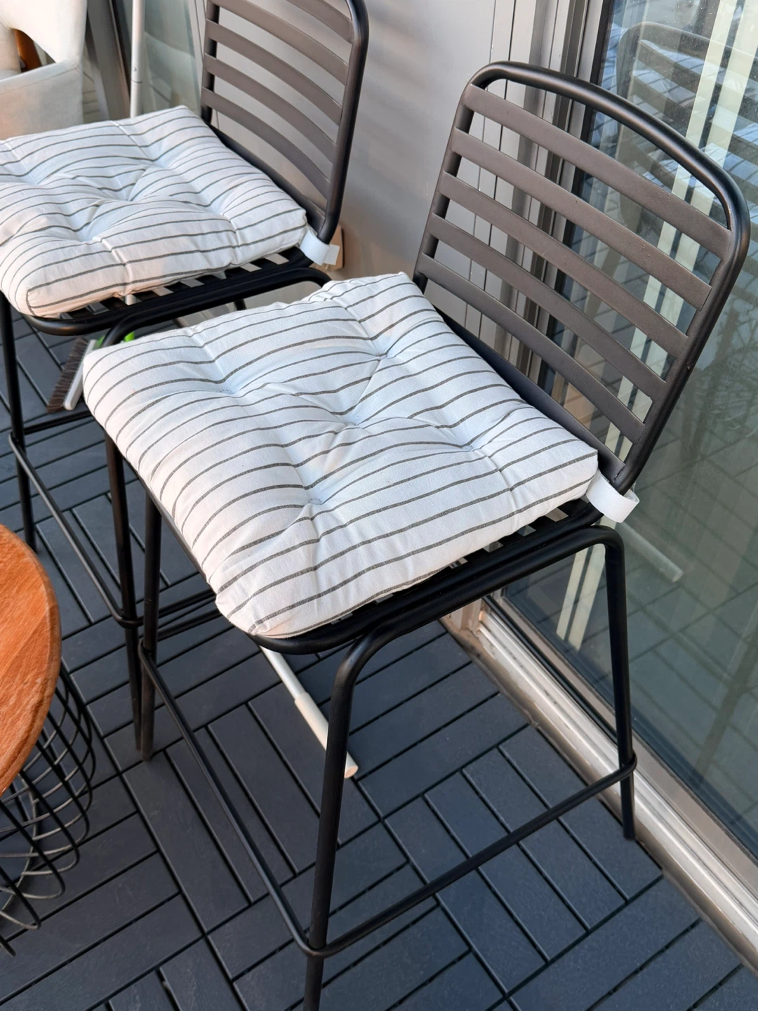 Set of 2 Bar Stools with Cushions - photo 2