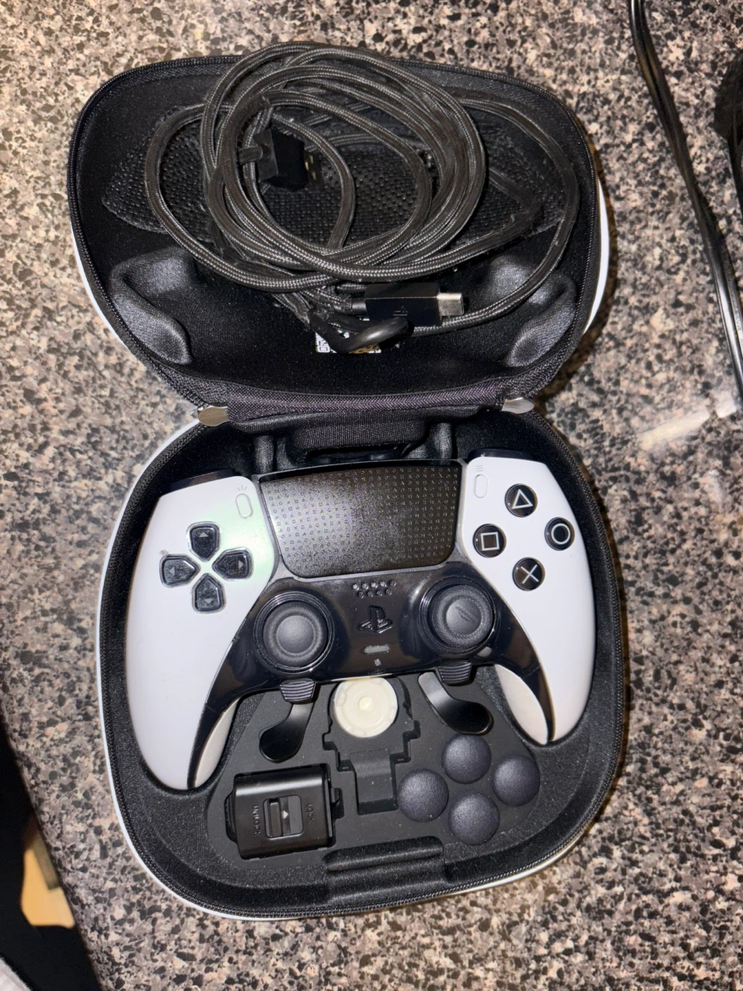 🎮 PS5 DualSense Edge Controller – Like New 🔥