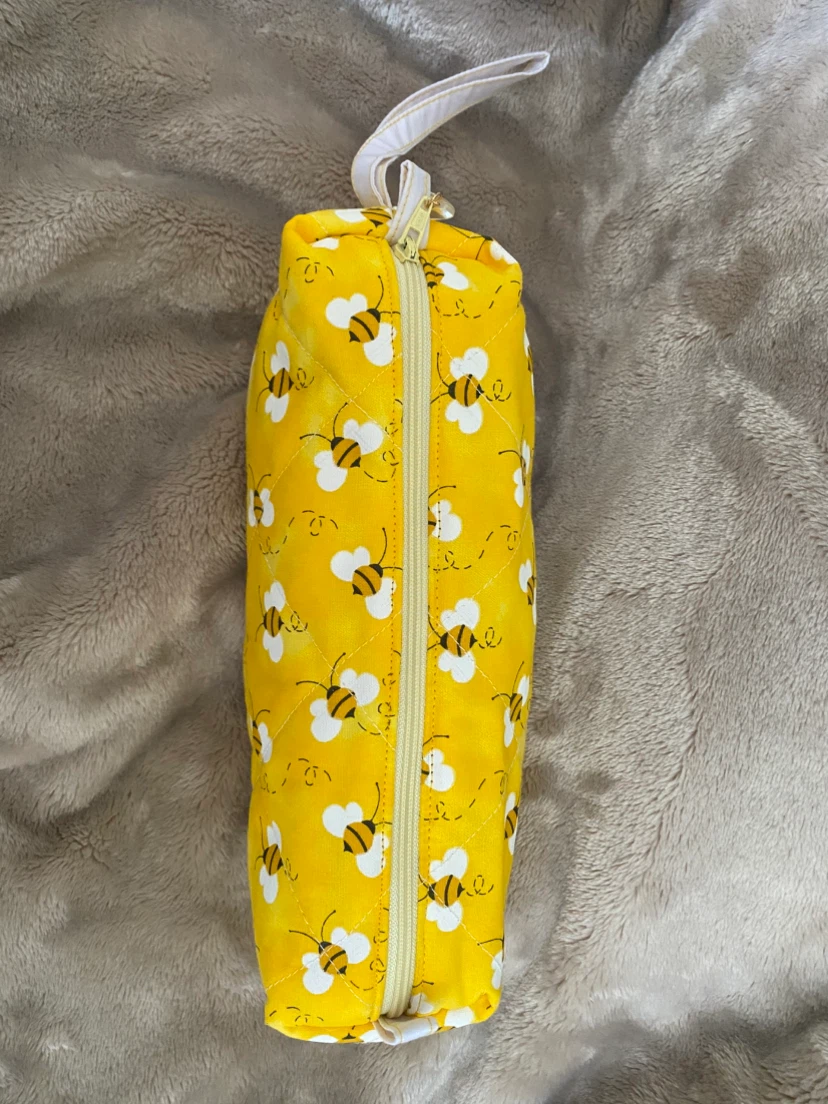 Hand made Quilted Pouch with Zipper - Bee and Rainbow Prints - photo 2