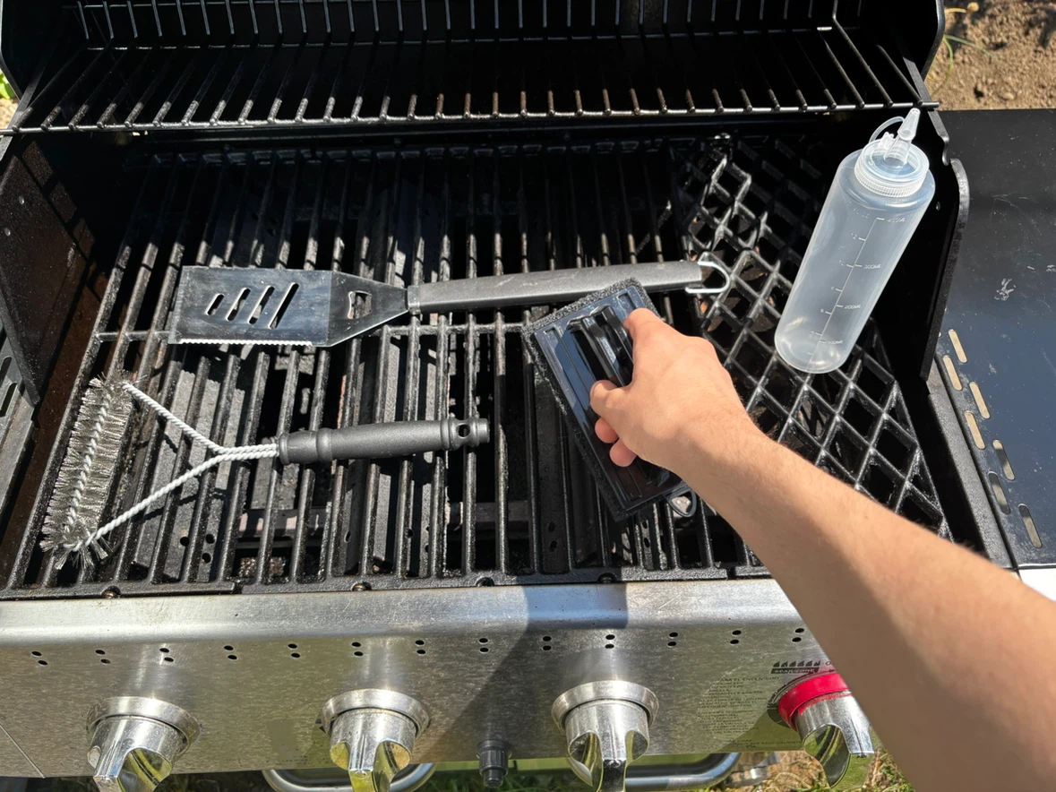 MapleFlame BBQ Starter Kit - Grill Cleaning & Cooking Tool Set