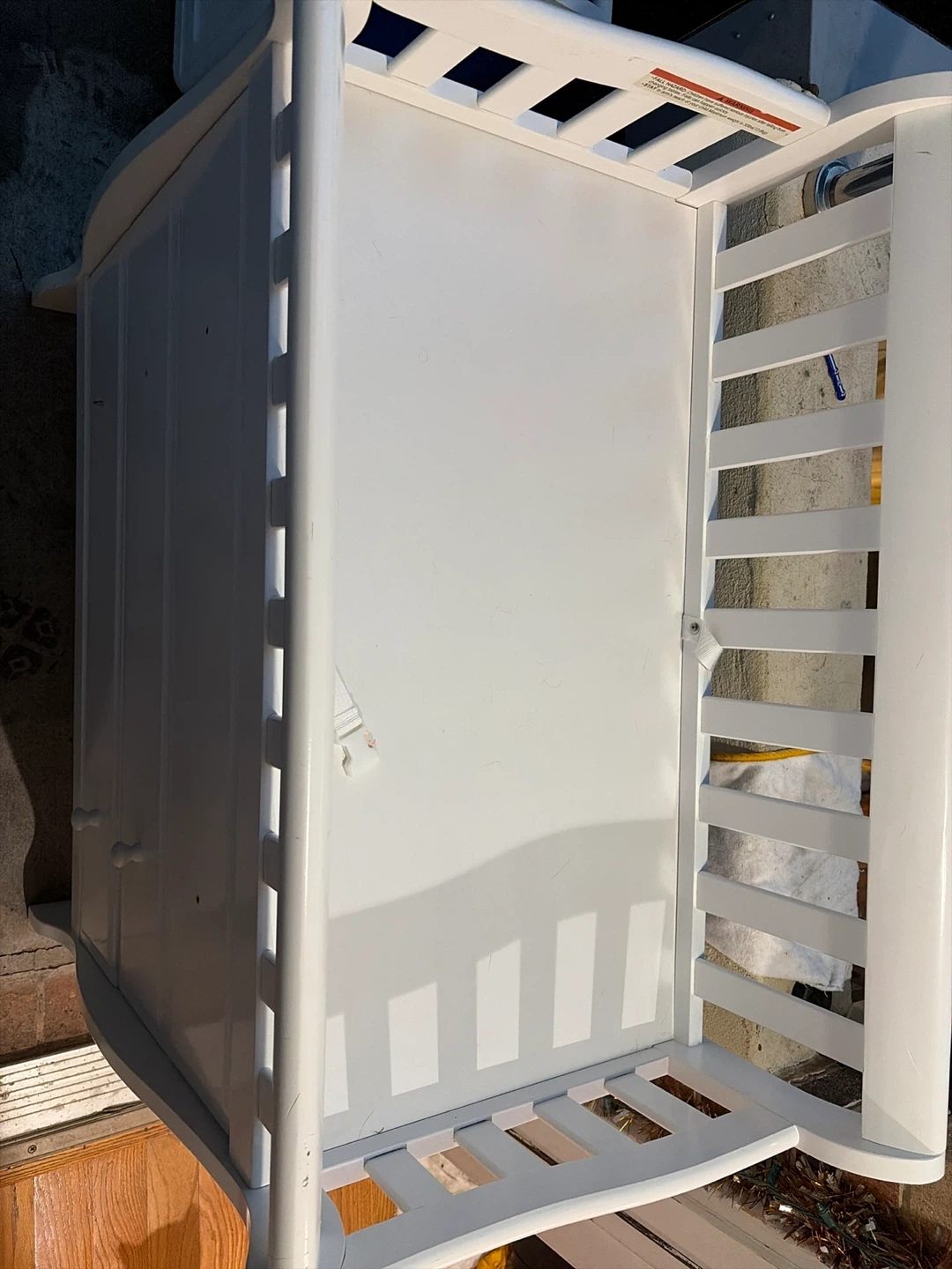 White Crib with 3 Drawer Dresser - photo 2