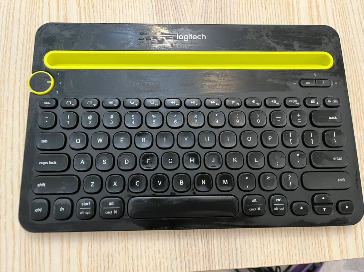 Logitech Wireless Keyboard with Yellow Accent