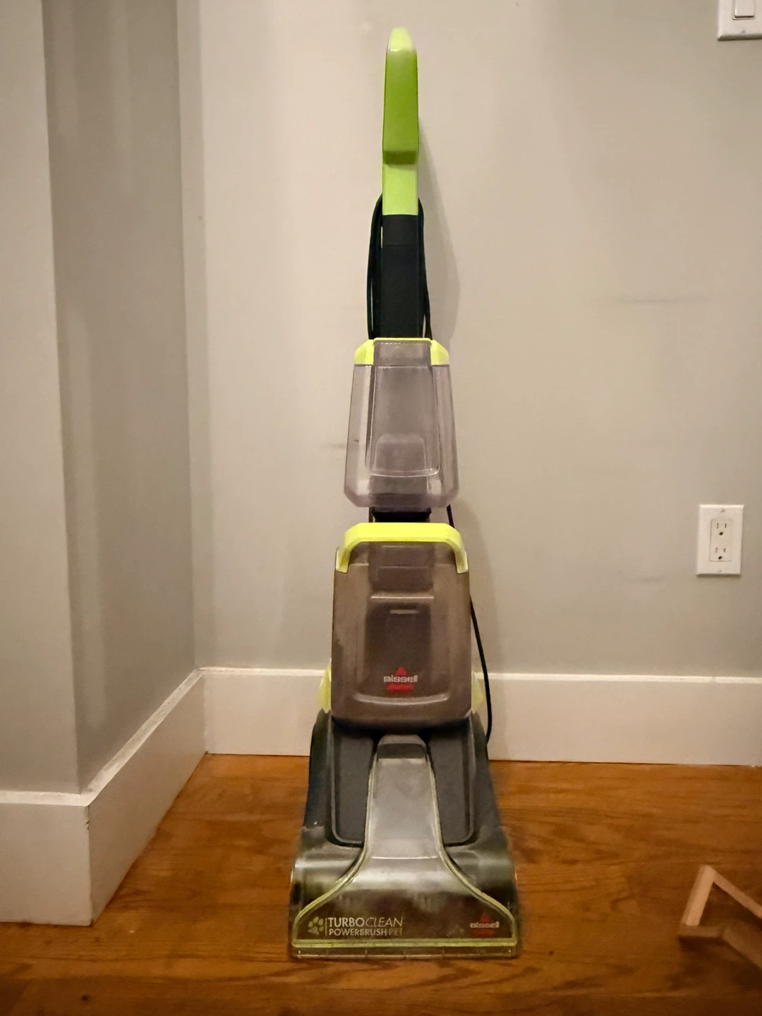 Bissell Turbo Carpet Vacum Cleaner