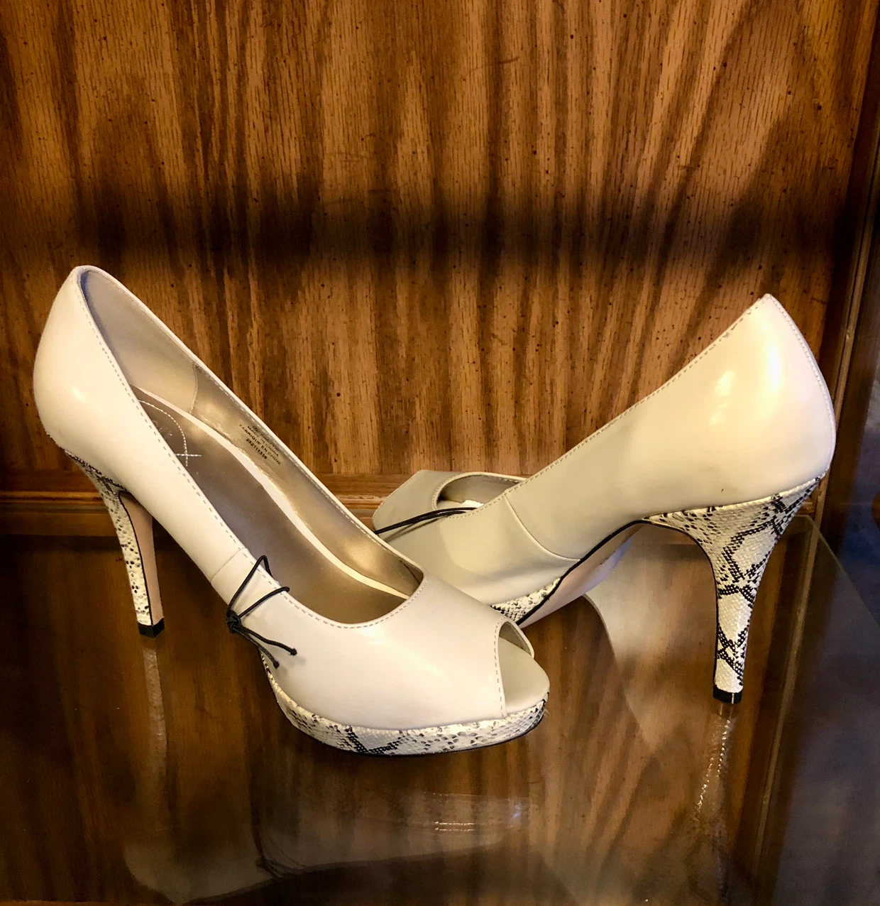 Beautiful Variety of summer heels all New! - photo 5