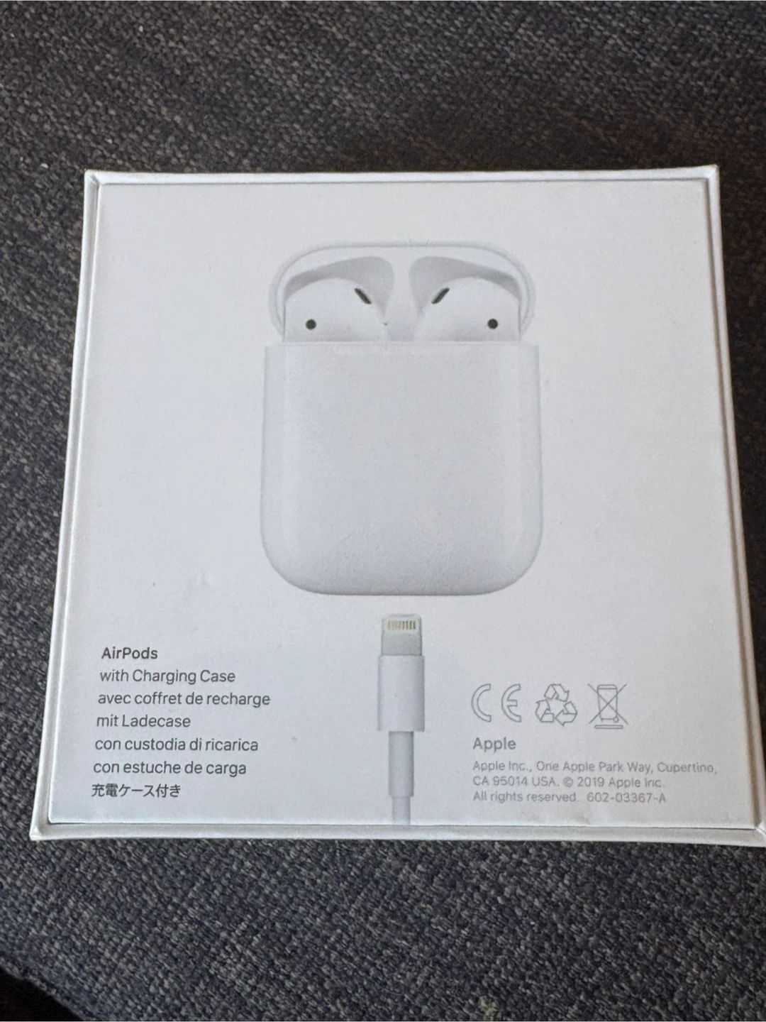 Apple AirPods with Charging Case (2nd Gen) - photo 2