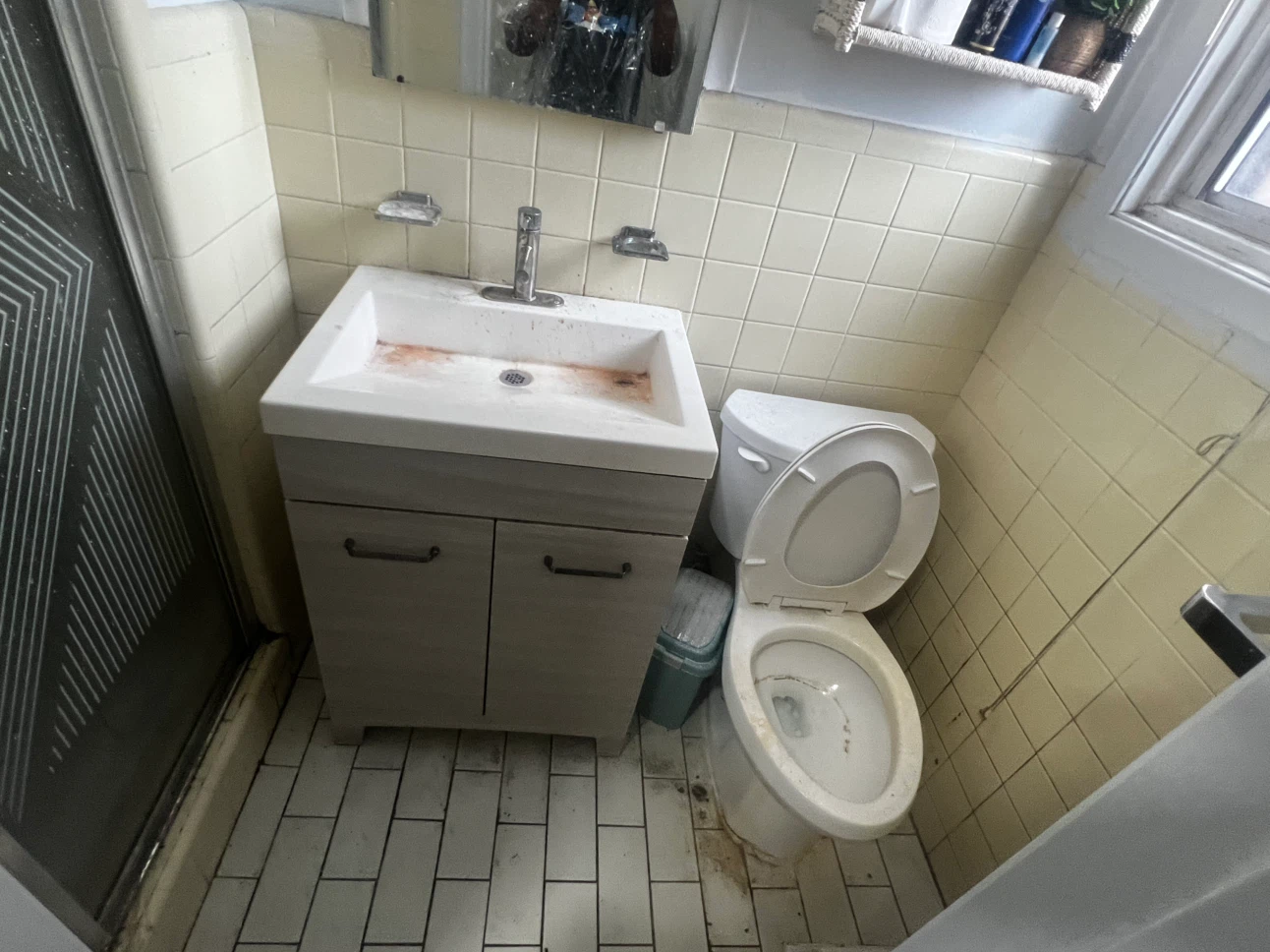Blue Bucket Cleaning Services - photo 2