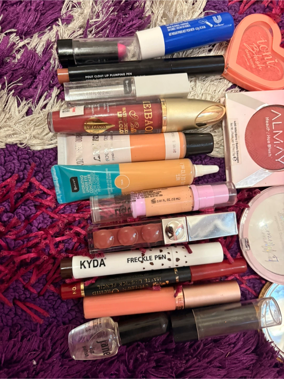 Makeup bundle for cheap! - photo 2