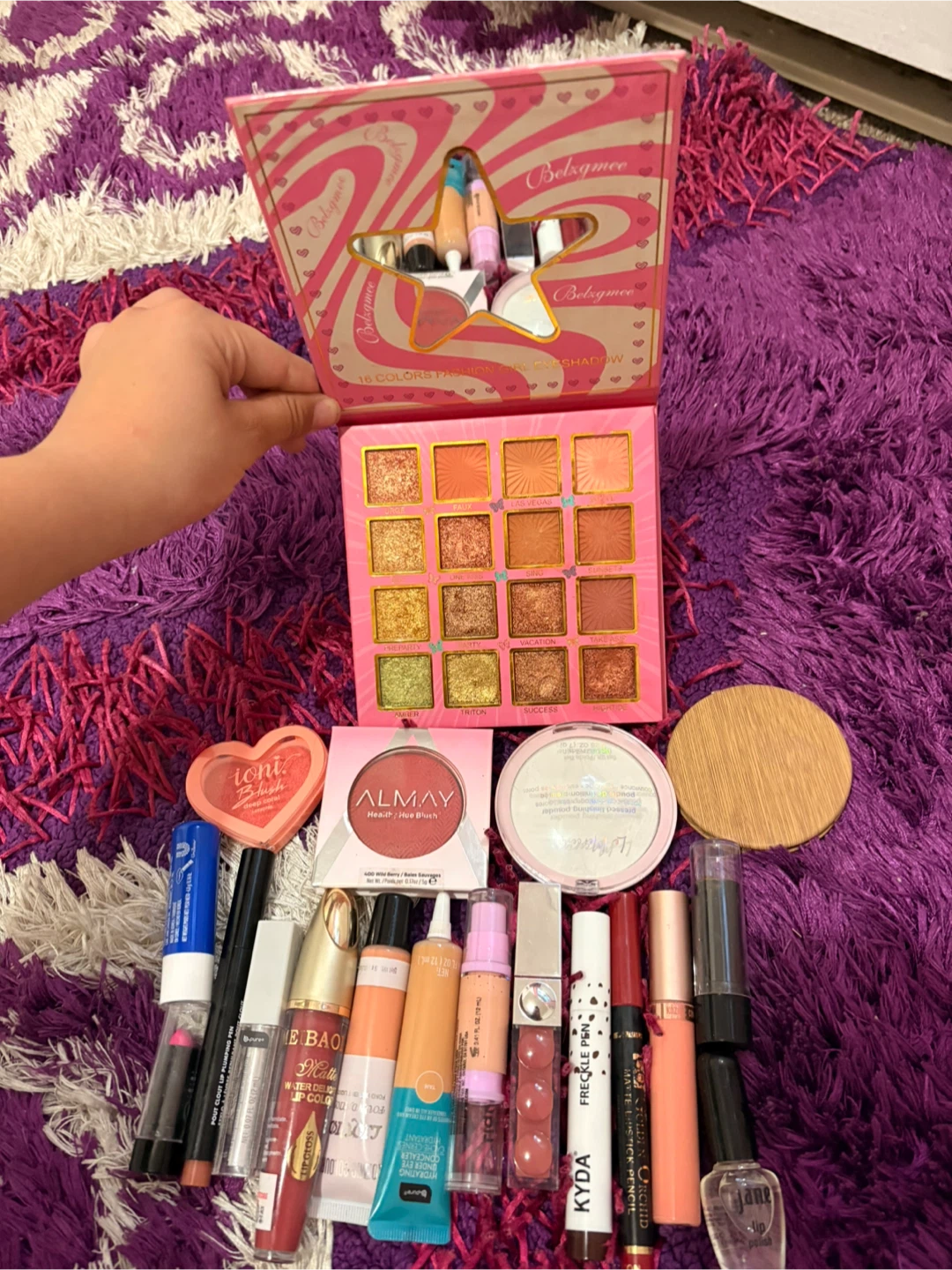 Makeup bundle for cheap! - photo 5