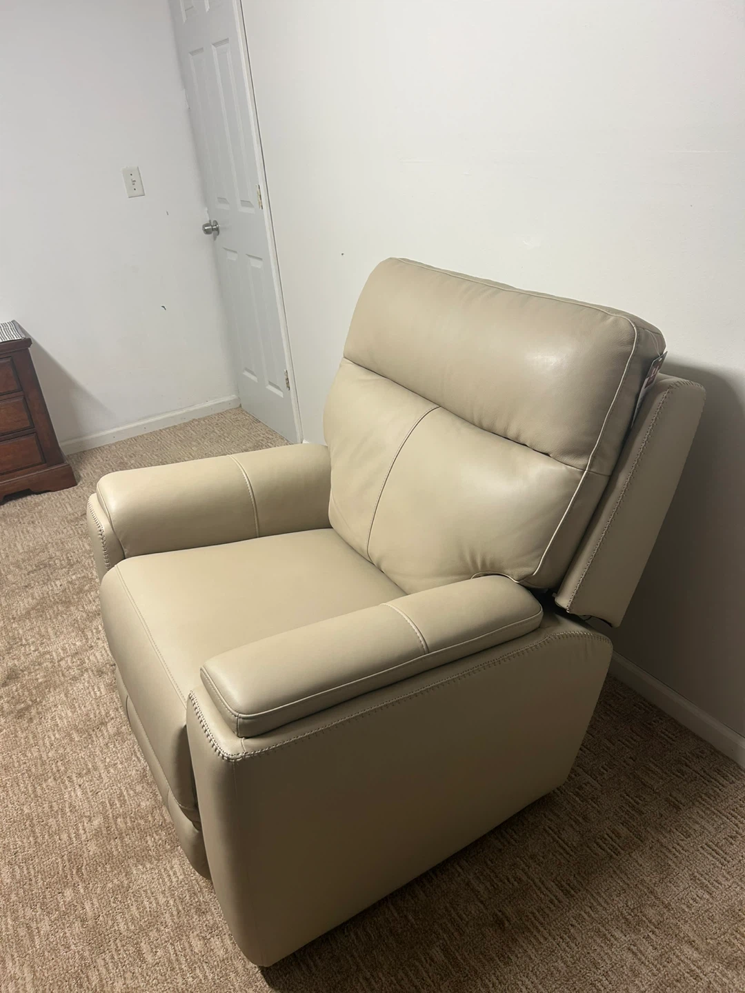 Recliner chair - photo 4