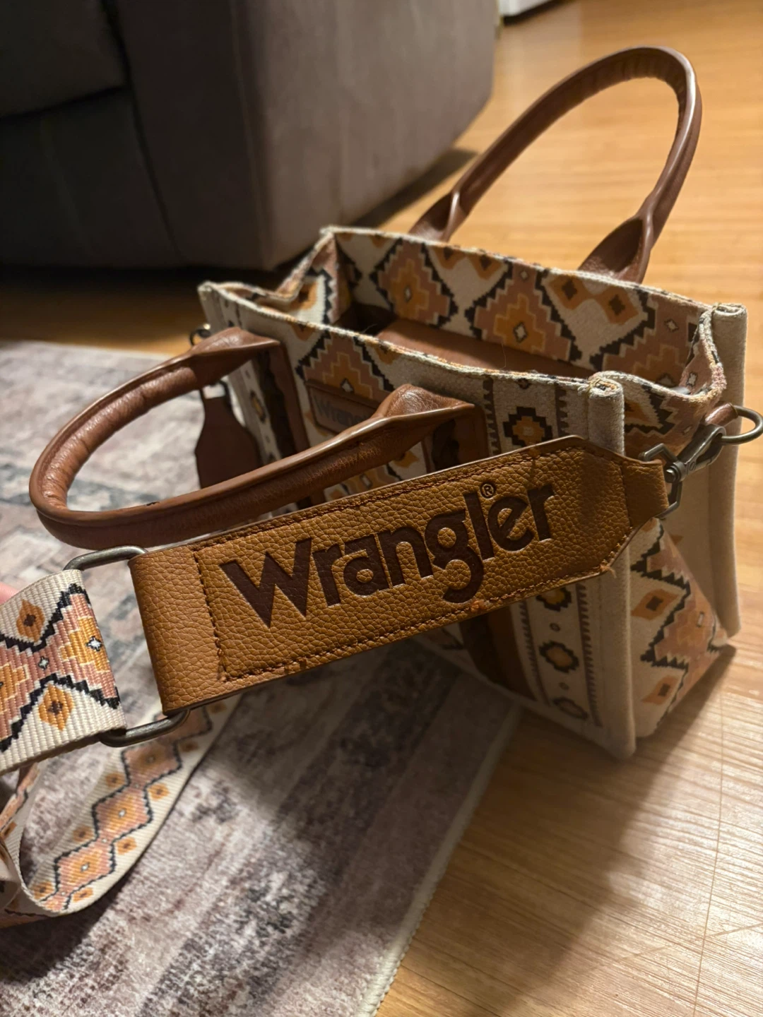 Wrangler Tote Bag with Crossbody Strap - photo 2