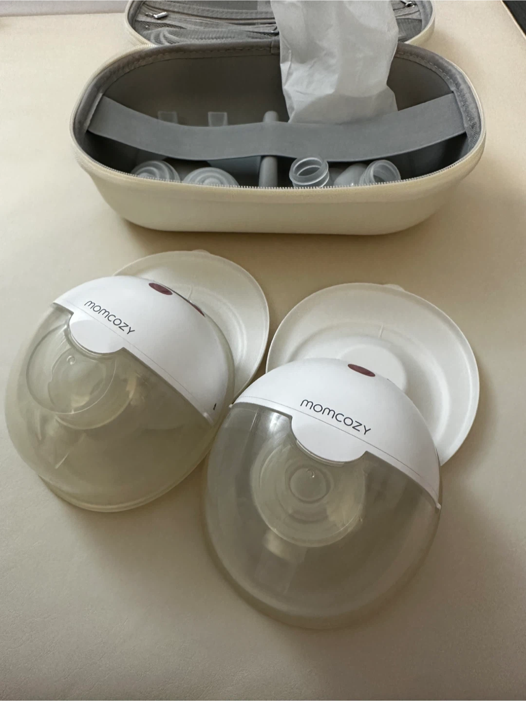 Momcozy M5 Wearable Breast Pump - photo 2