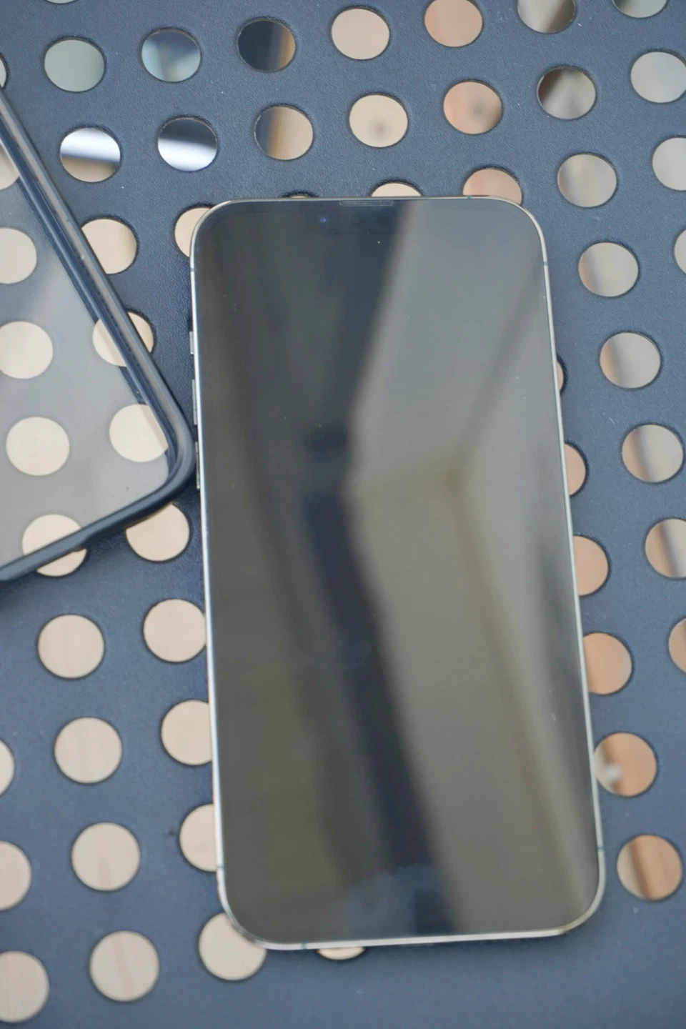 iPhone 13 Pro Max 128GB | Excellent 80% Battery Health - photo 4