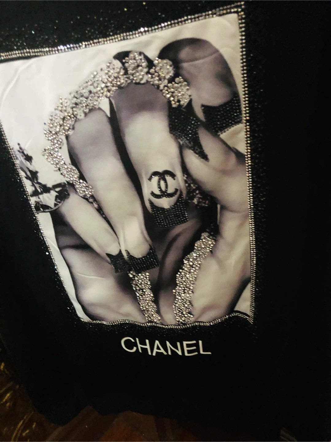 CHANEL Black T-Shirt with Embellished Graphic - photo 3