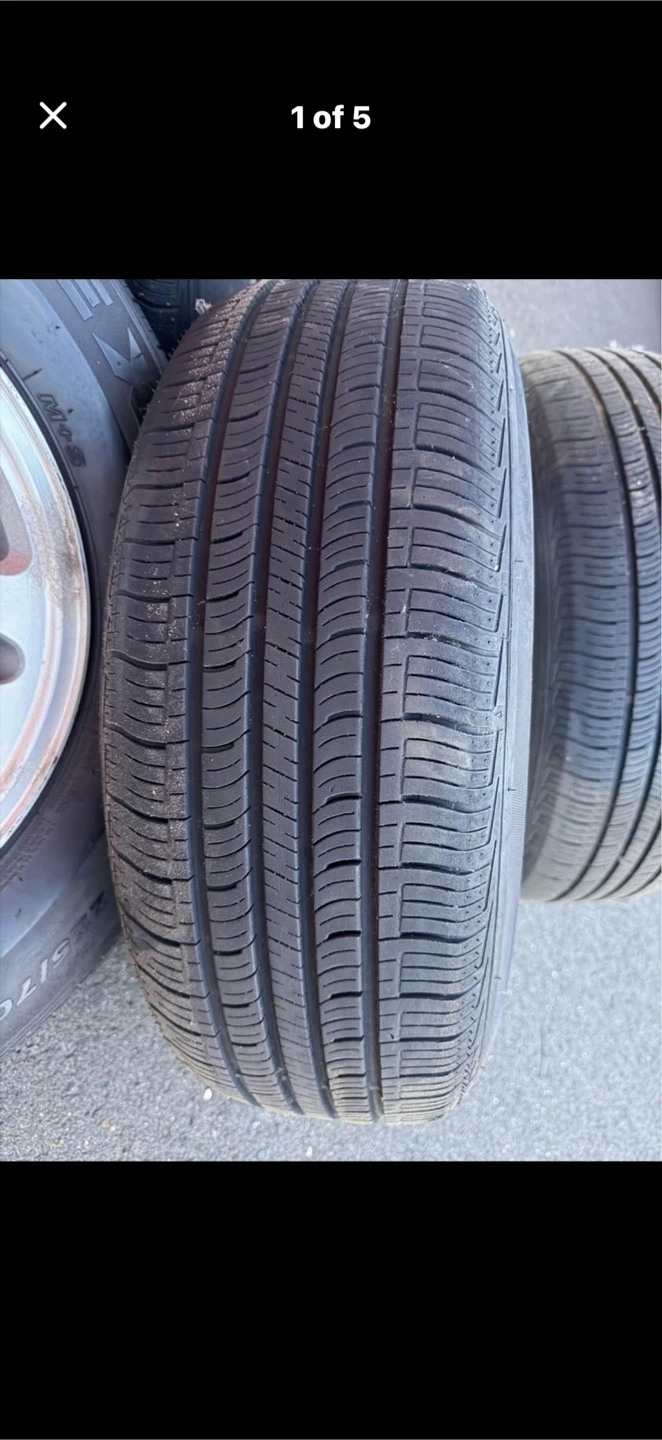 Set of 4 Nexen Tires with Ford Hubcaps and Lug Nuts - photo 2
