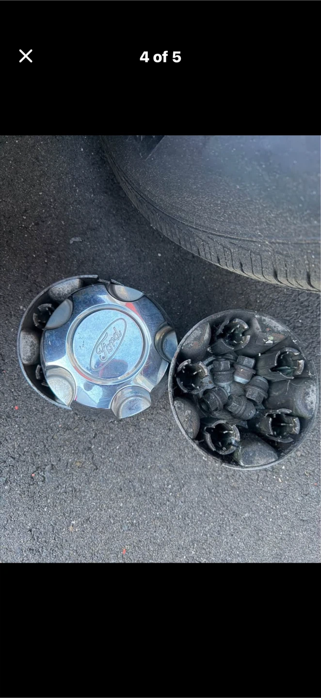 Set of 4 Nexen Tires with Ford Hubcaps and Lug Nuts - photo 4