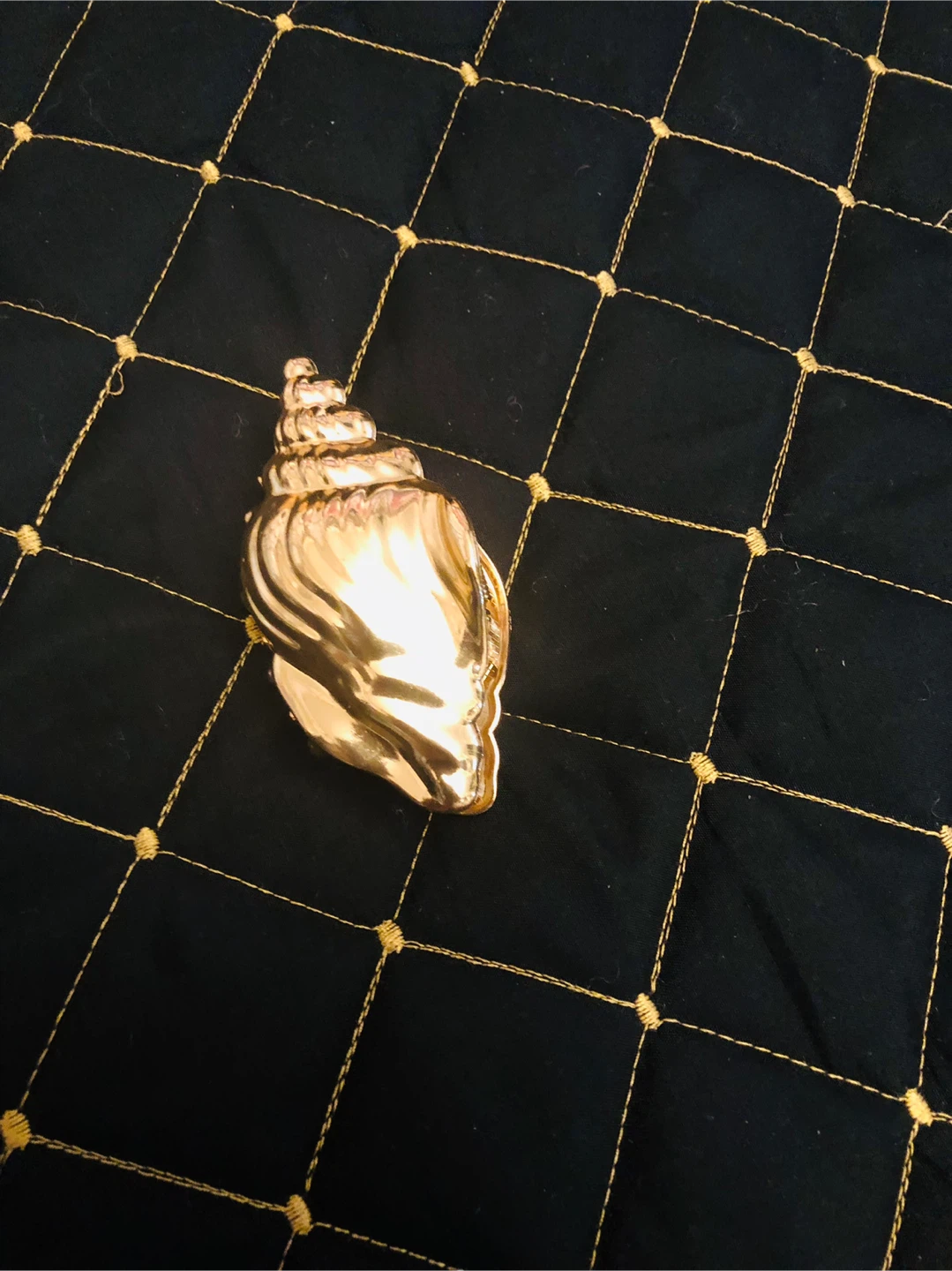 Gold Seashell Claw Clip