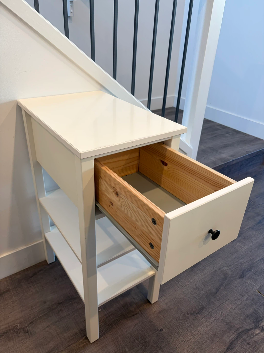 IKEA HEMNES nightstand with 1 drawer - photo 2