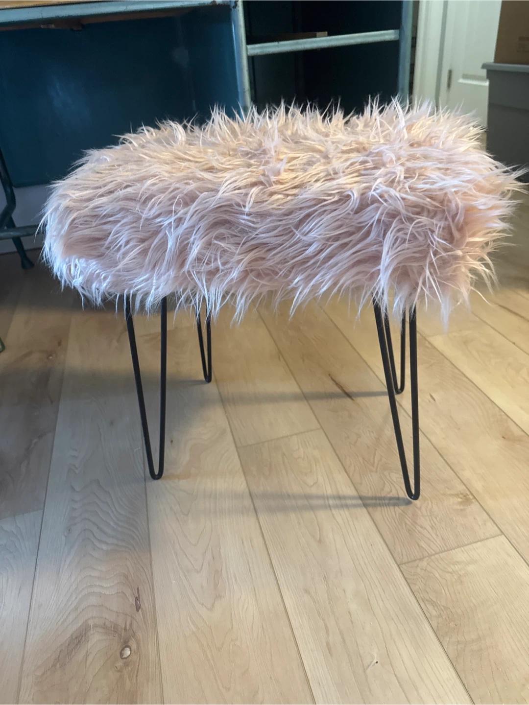 Pink Faux Fur Vanity Stool
