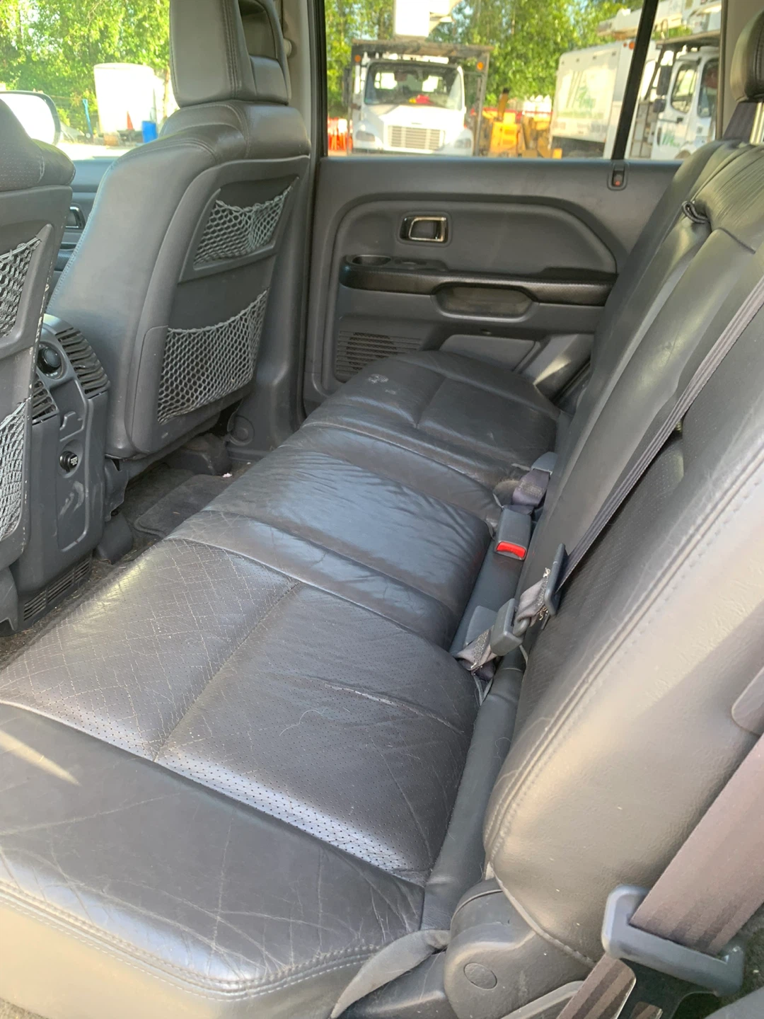 Black Honda Pilot SUV - photo 5