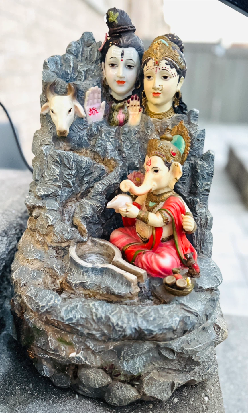 Water fall with Ganesha, Shiv ji & Parvati’s Statue - photo 4