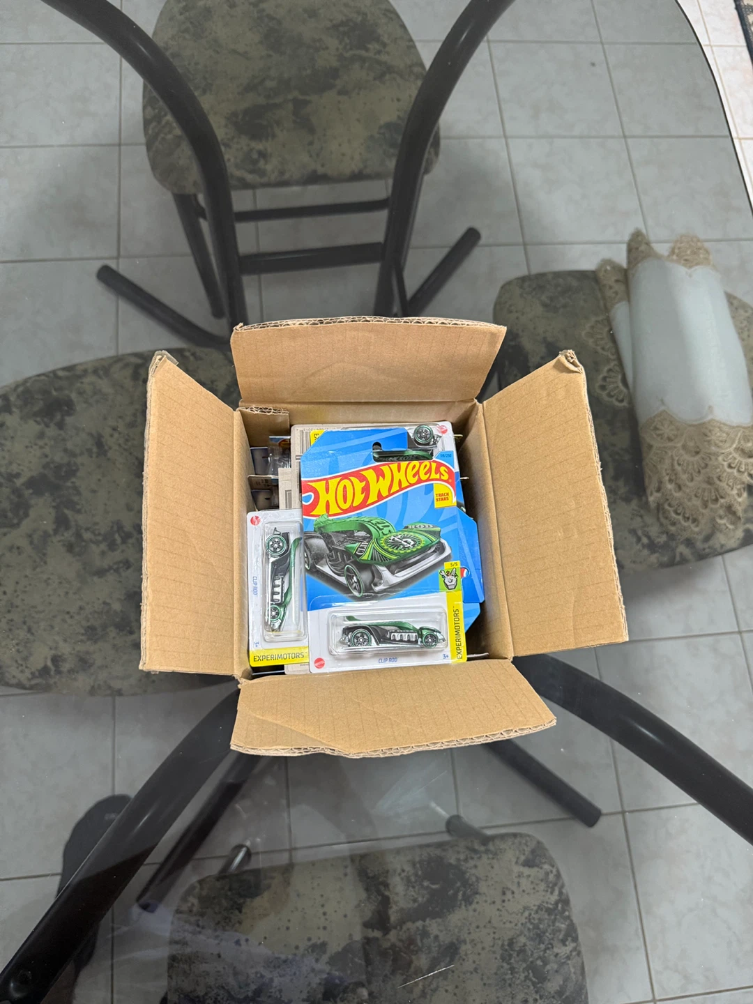 Assorted Hot Wheels and Matchbox Cars - photo 5