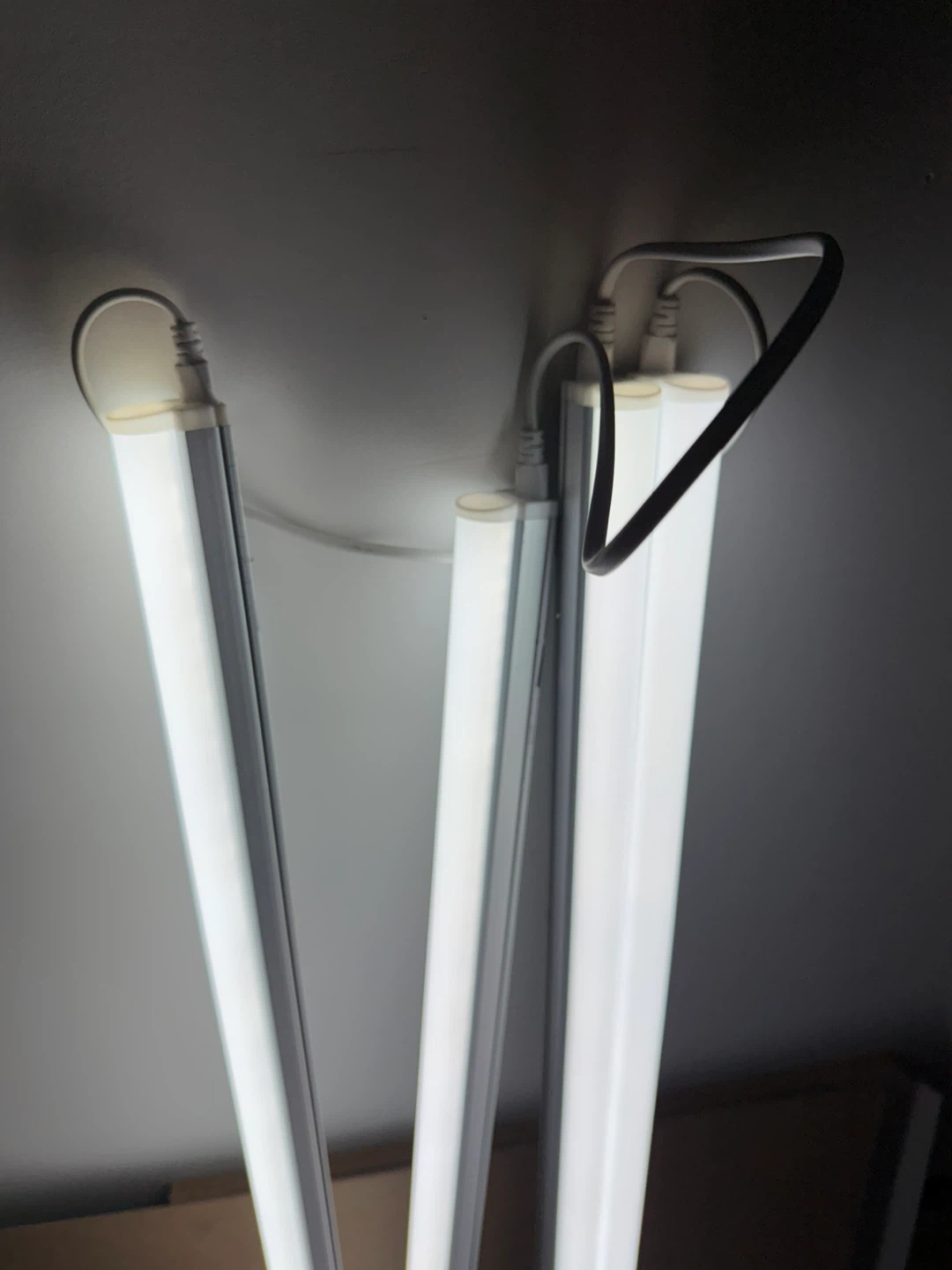 Barrha T5 Integrated LED Fixtures (3-pack) - photo 2