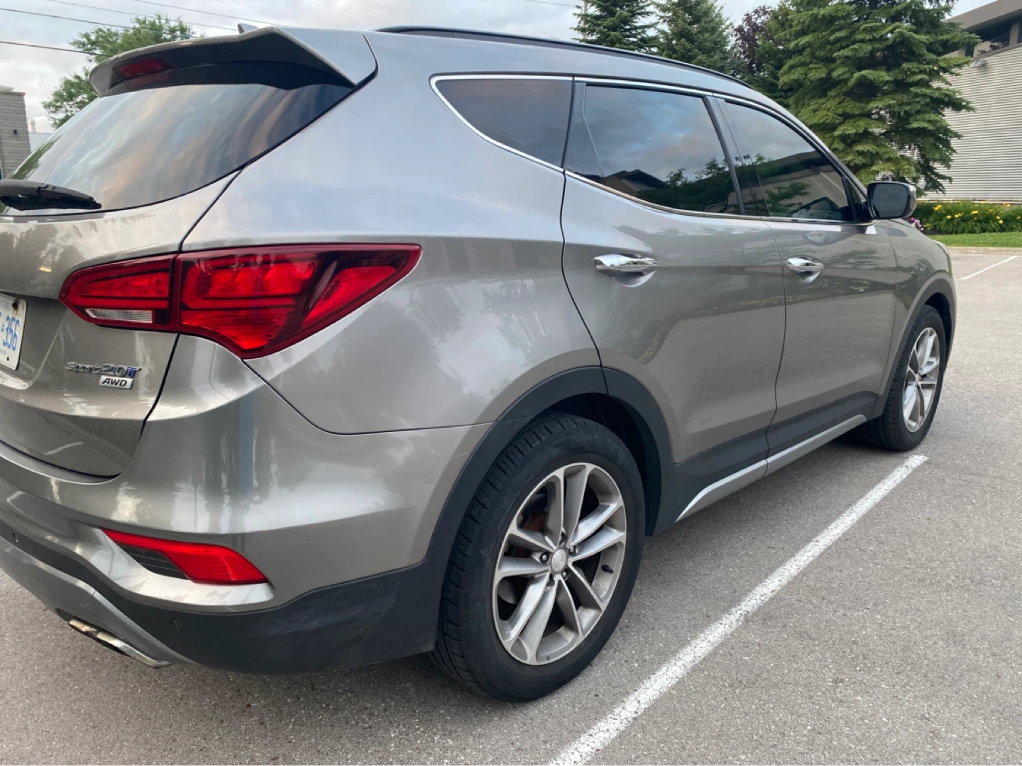 Hyundai Santa Fe Limited AWD SUV - photo 4