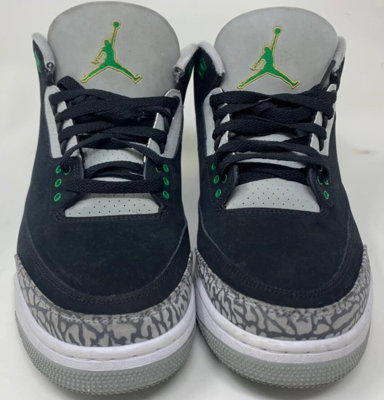 Air Jordan 3 sneakers - photo 2