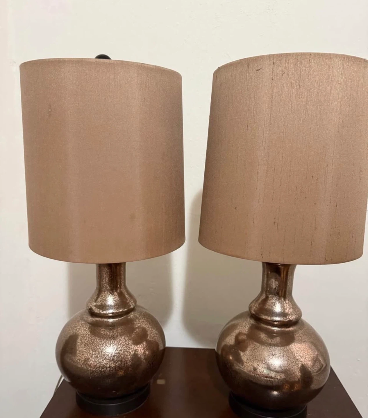 Set of 2 Brown Table Lamps with Textured Bases