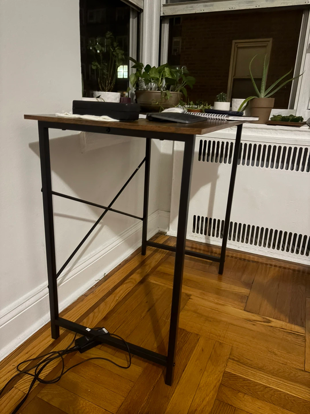 Dumos Minimalist brown desk - 31.5" L x 19.69" W - photo 2
