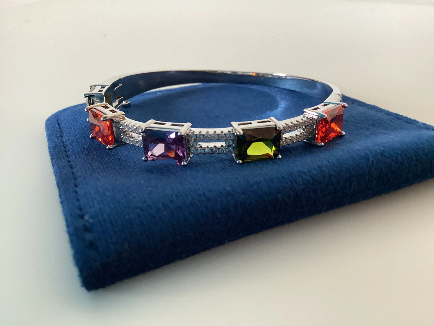 Silver-tone Bangle Bracelet with Colourful crystals