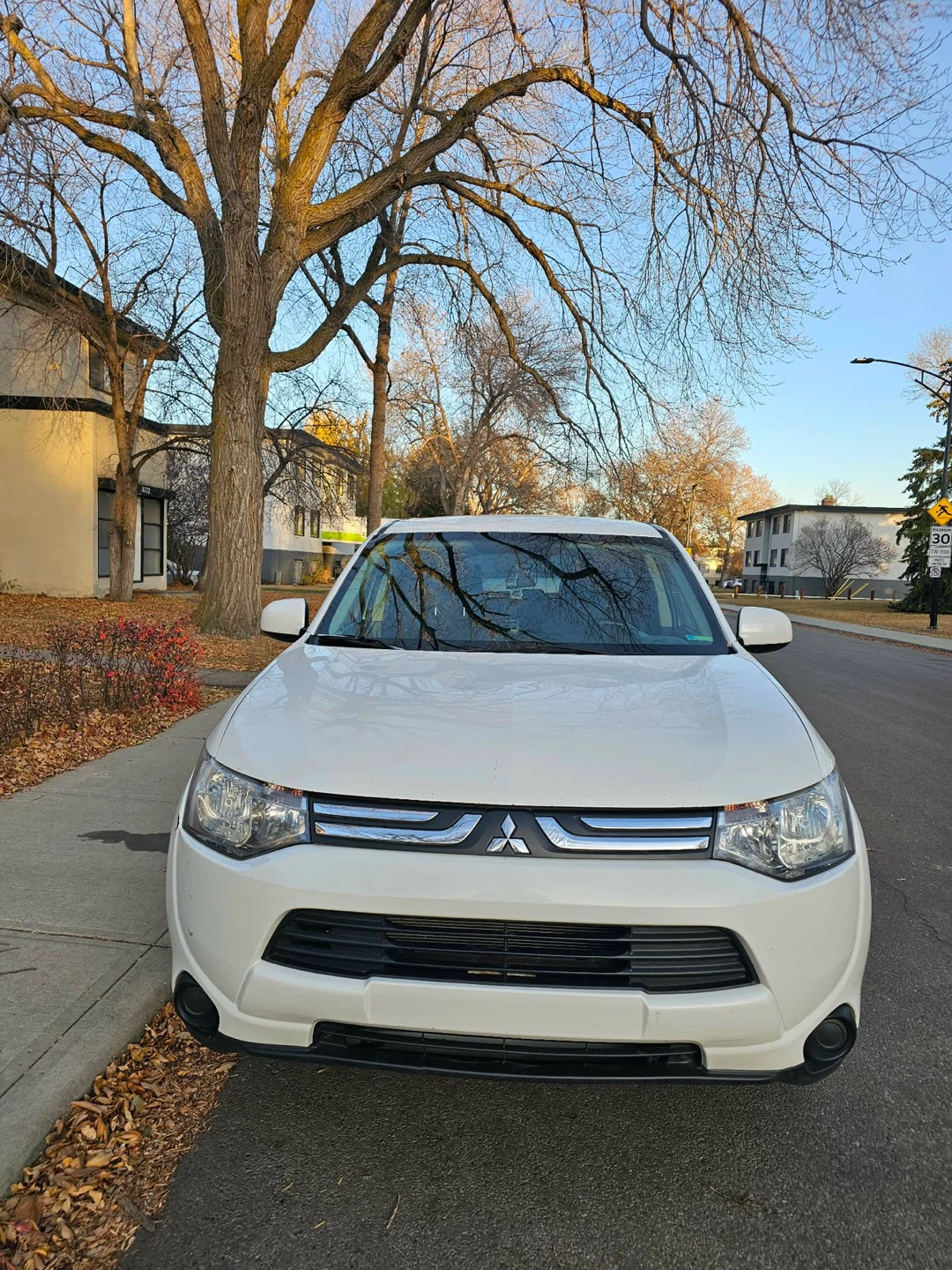 Mitsubishi outlander 2014 - photo 2