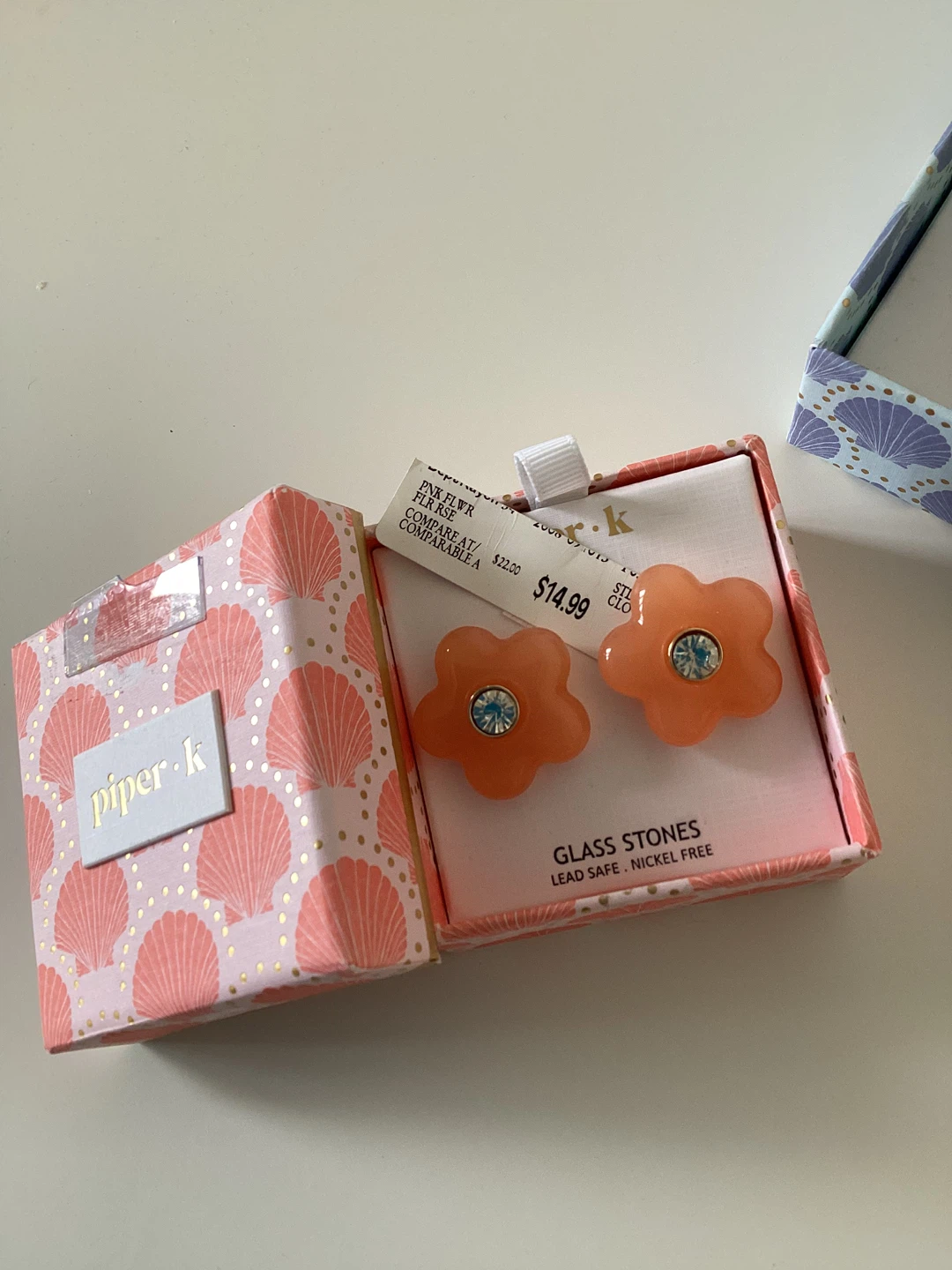 Piper K Bag Charms & Flower Earrings Set - photo 3